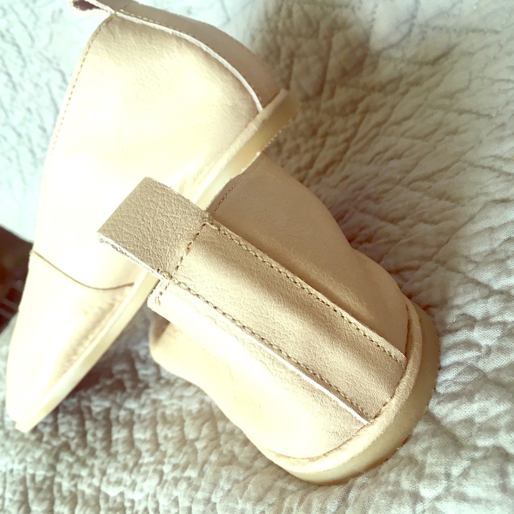 💕FIRTH flats💕